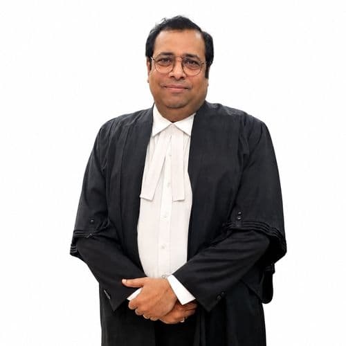 Portrait of Advocate Naveen Singla, Founder